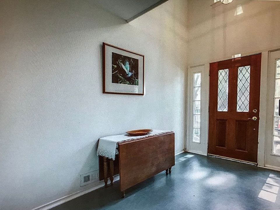 1st image of 3646 Asbury St
