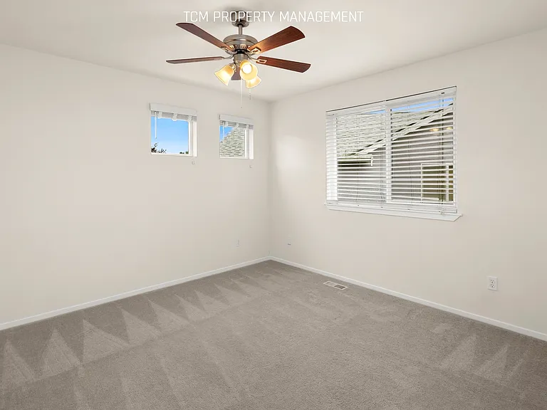 6412 77th Dr NE — Photo 15