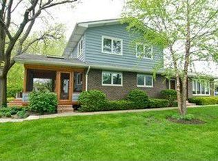 33136 N Lake Shore Dr, Grayslake, IL 60030