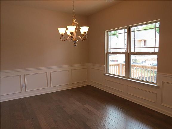 4th image of 107 Barnsley Village Dr