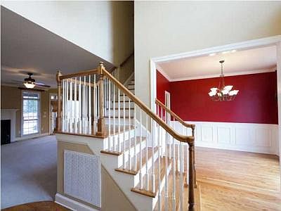 3rd image of 2087 Turnberry Cir