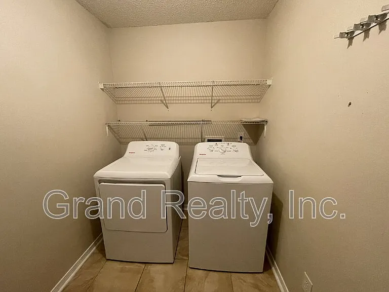 10337 Wailuku Dr — Photo 17