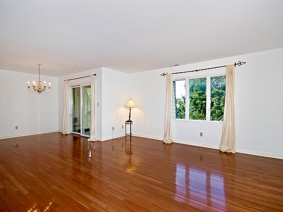 5th image of 61 Seaview Ave APT 78