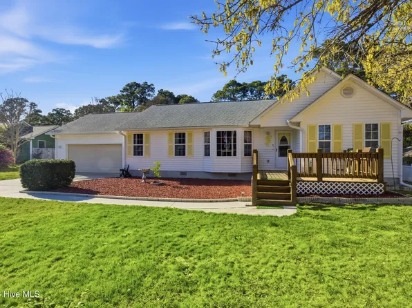 118 Starlight Drive, Cape Carteret, NC 28584