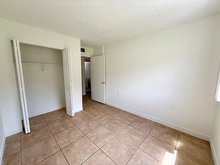 1239 N Benoist Farms Rd #110 — Photo 5
