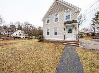 32 Sprague Ave, Chelmsford, MA 01824