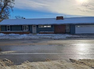 521 State St, Evansville, MN 56326