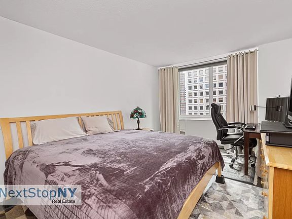 5th image of 245 E 54th St APT 26C