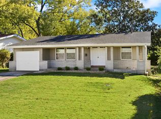 2528 Pershall Rd, Saint Louis, MO 63136