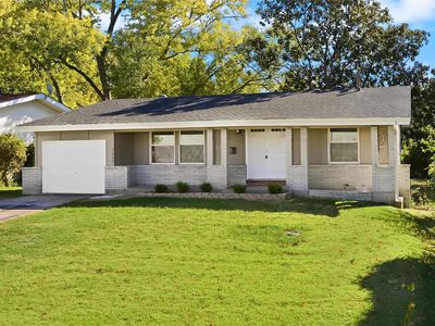 2528 Pershall Rd, Saint Louis, MO, 63136