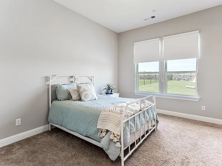 1208 Logan Trl — Photo 19