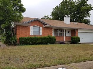 2426 Cardinal Ln, Garland, TX 75042