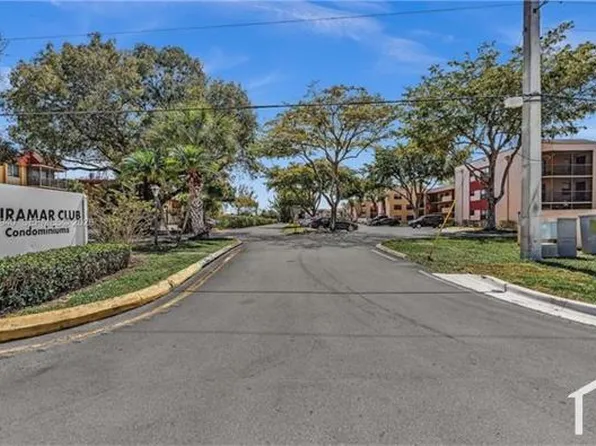 3400 Foxcroft Rd, Miramar, FL