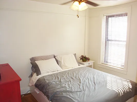 Rented by Carroll Gardens Realty | media 18