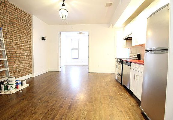 2nd image of 733 Dekalb Ave APT 2