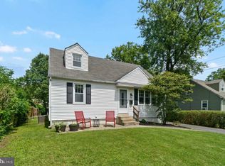 556 Continental Rd, Hatboro, PA 19040