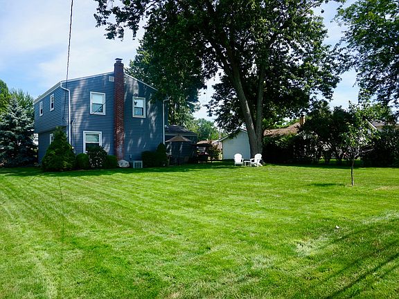 2nd image of 5804 Park Ridge Dr
