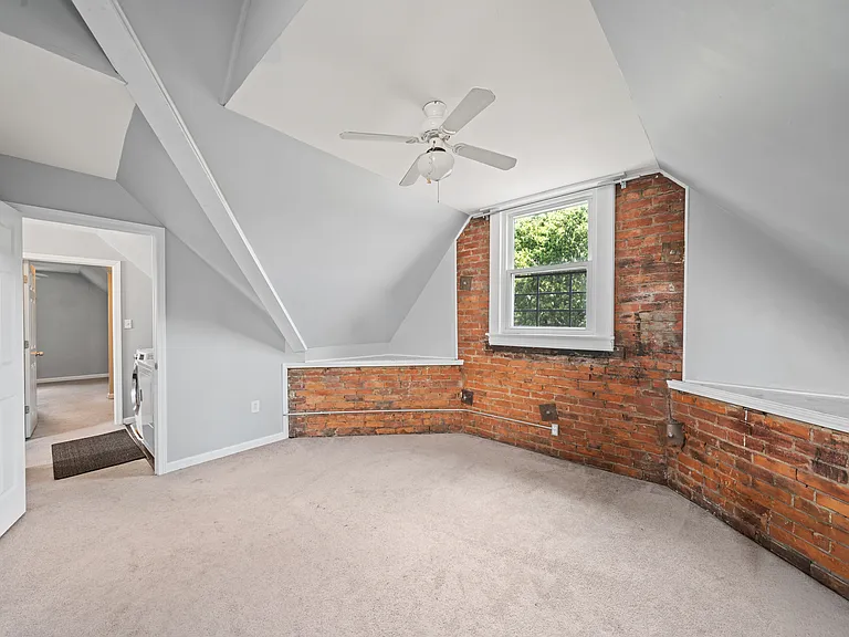 14 Kessler Pl #2 — Photo 28