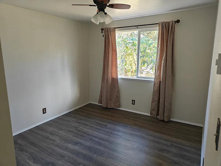 Bedroom #2 (empty)
