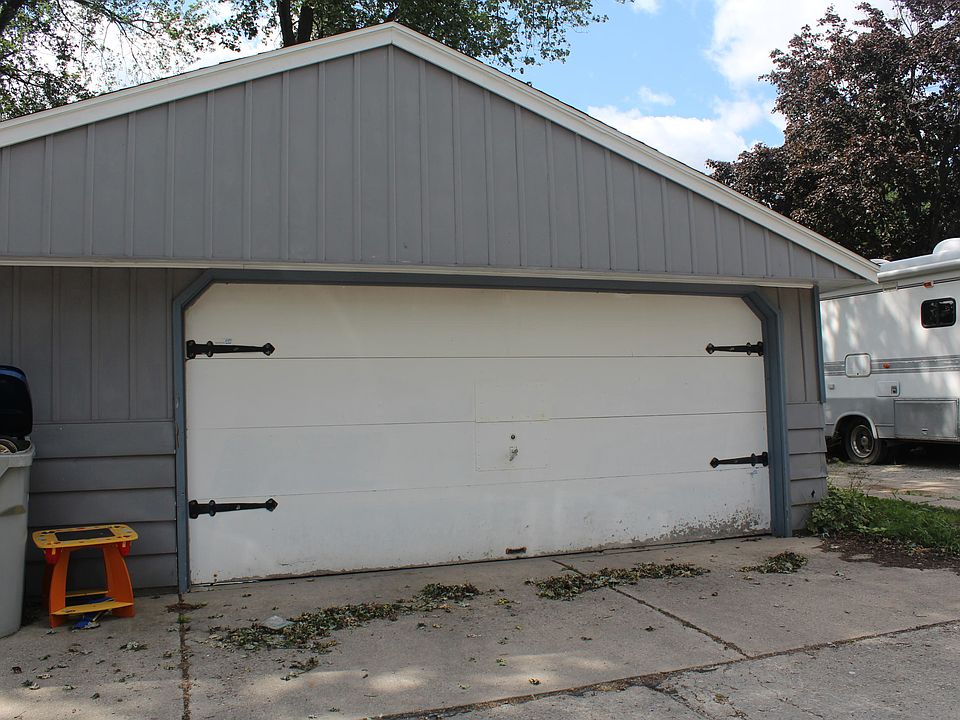 2nd image of 5312 N 27th St