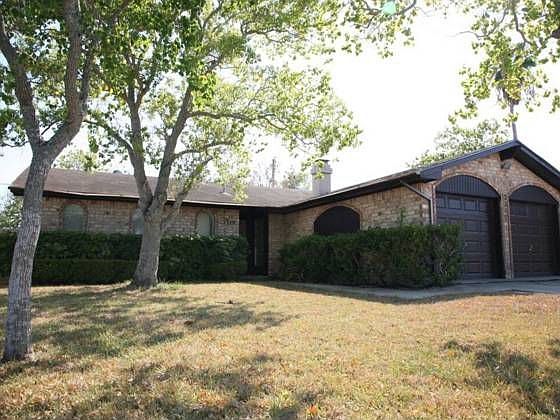 1st image of 3349 Cresthill Dr