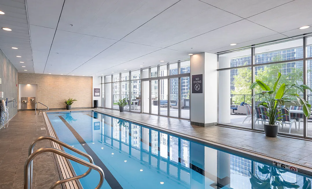 1 bed, 837 sqft, $2,798 — Photo 2