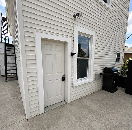 107 N York Rd #1 Photo 1