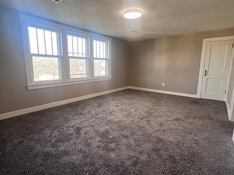1005 Washington St #B — Photo 2