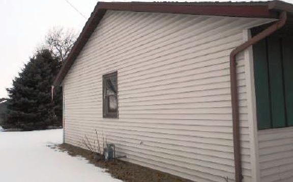 3rd image of 500 Countryaire Ct