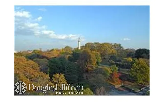 Sold by Douglas Elliman | media 15