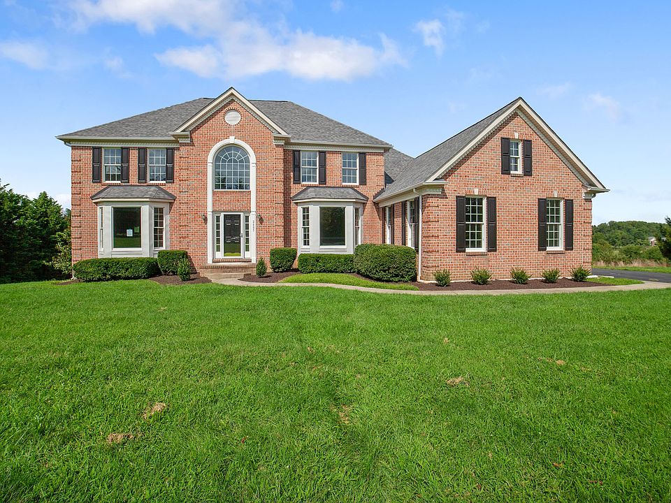 1st image of 2405 Nora Ct