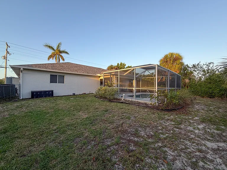 2507 Embers Pkwy W — Photo 20