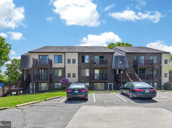 5200 Hilltop Dr APT M5, Brookhaven, PA 19015