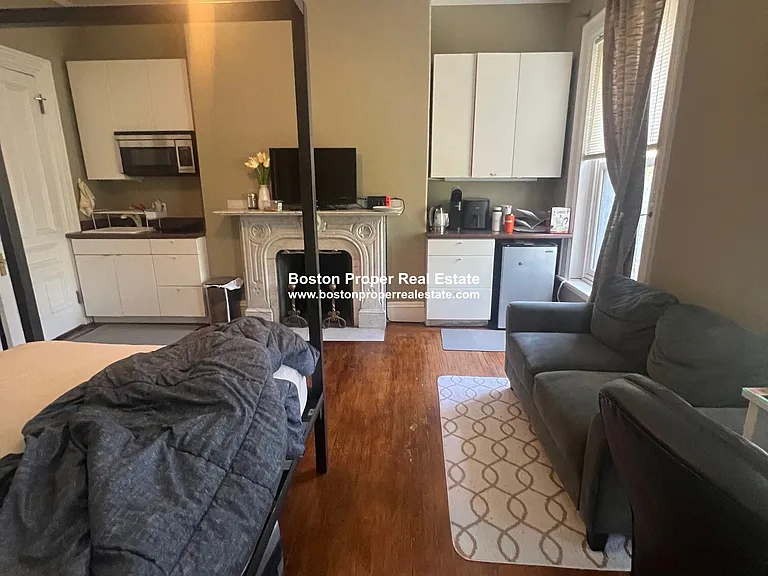 323 Beacon St #6 — Photo 4