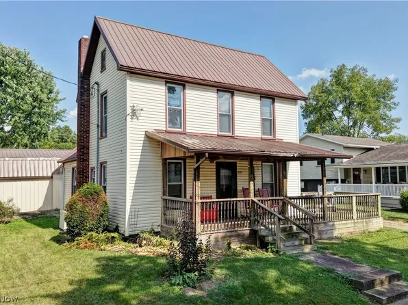 313 2nd Ave SE, Beach City, OH 44608