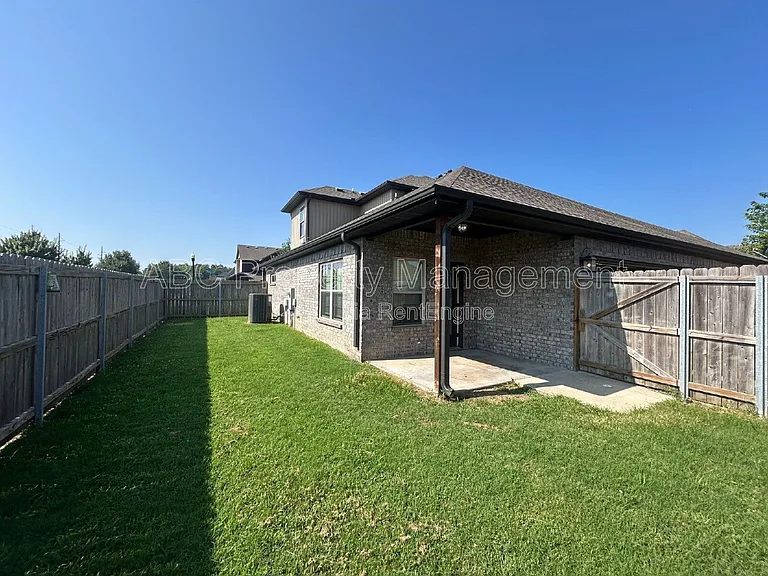 3101 Warberry Ave — Photo 18
