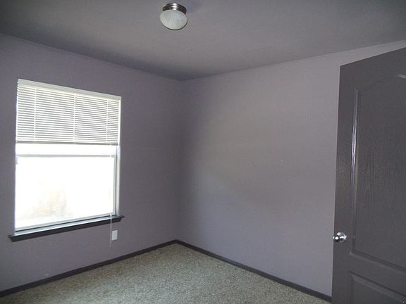 4th image of 14529 Meadow Lawn