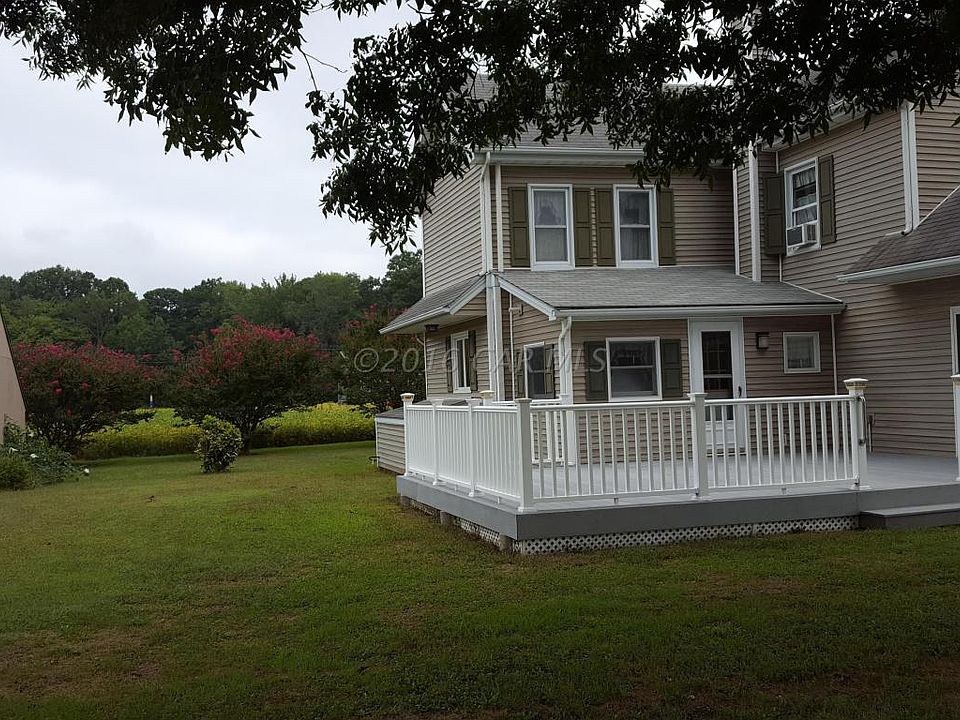 2nd image of 13600 Fitzbound Rd