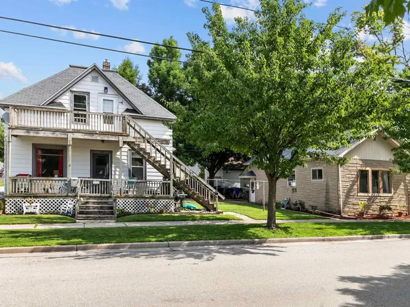 318 W Brewster St, Appleton, WI 54911