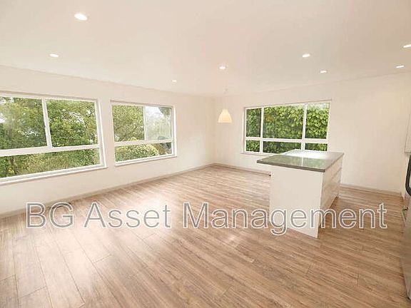2nd image of 50 Frey Pl Unit 12