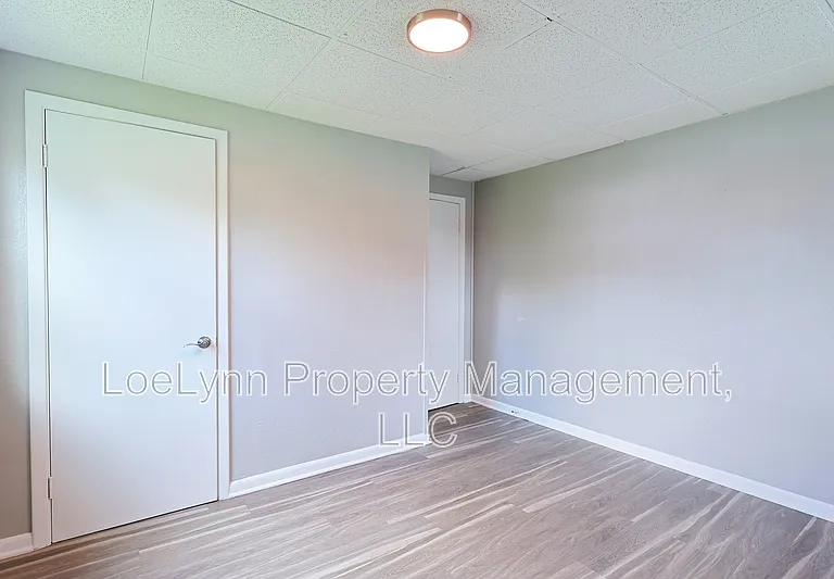 14210 Temple St — Photo 30