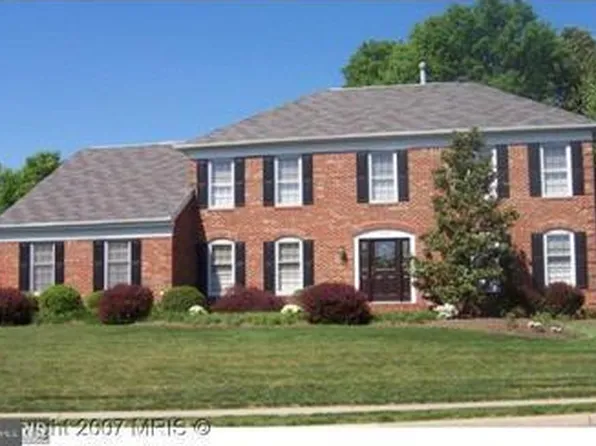 15559 Eagle Tavern Ln, Centreville, VA 20120