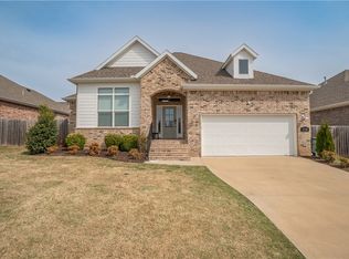 4710 W Canyon Run Dr, Fayetteville, AR 72704
