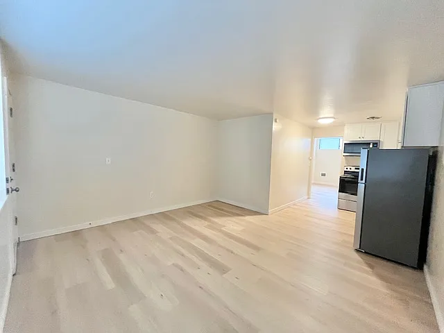 5215 15th Ave NE #2 — Photo 4