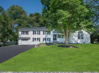 15 Northern Ave, Florham Park, NJ 07932