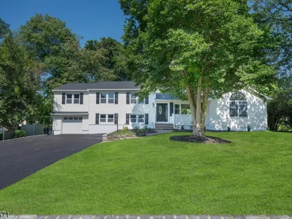 15 Northern Ave, Florham Park Boro, NJ 07932