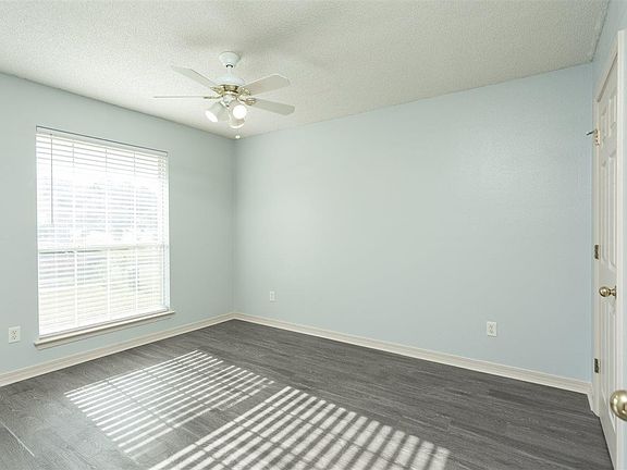 5th image of 3167 Windjammer Ct