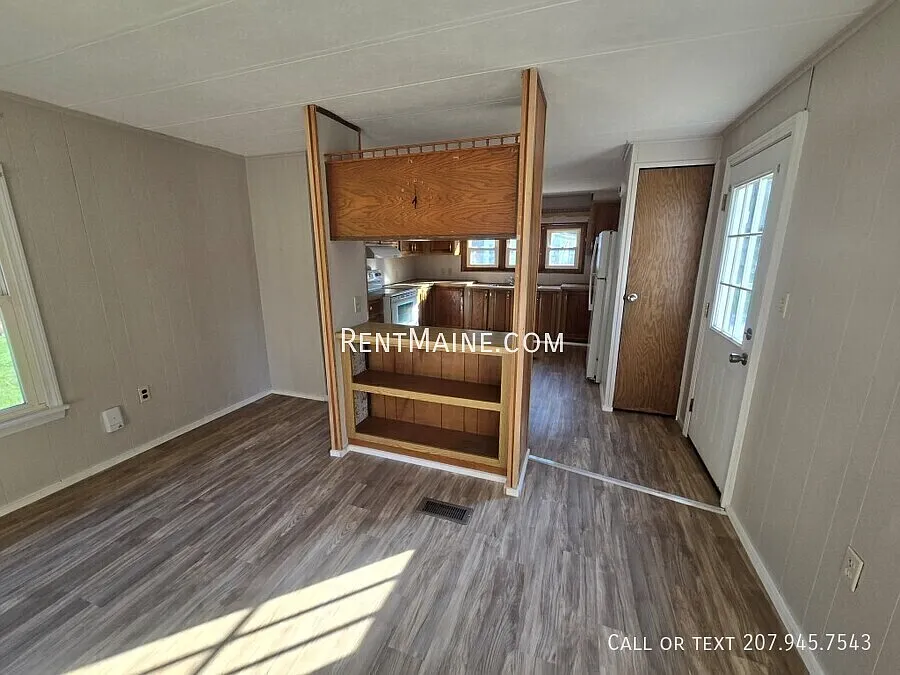 2 bed, 924 sqft, $34,500 — Photo 3