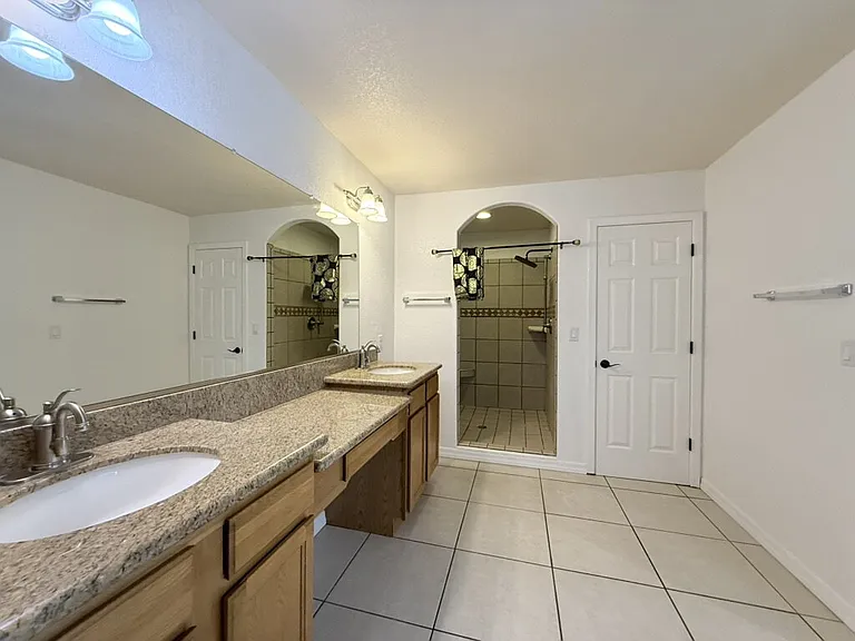 926 Stahlman Dr — Photo 28