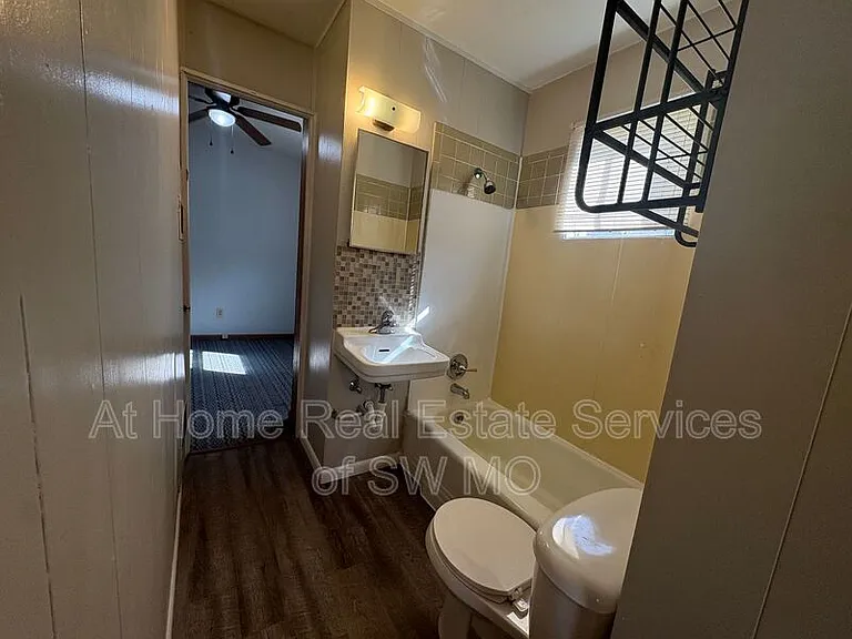1826 S Sieger Dr — Photo 5